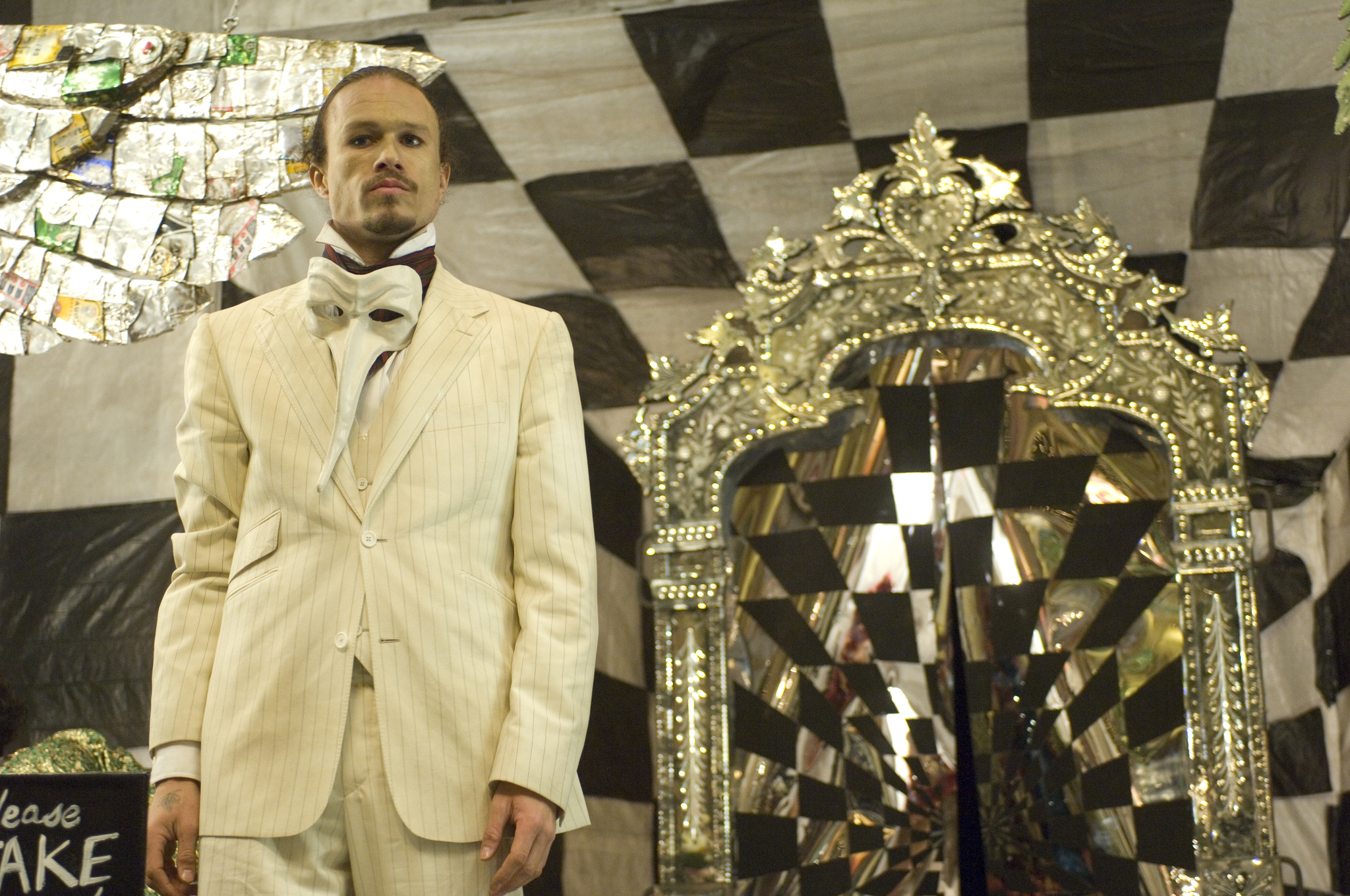 Still of Heath Ledger in The Imaginarium of Doctor Parnassus (2009)