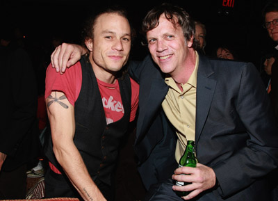 Todd Haynes and Heath Ledger at event of Manes cia nera (2007)