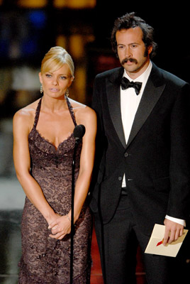 Jason Lee and Jaime Pressly