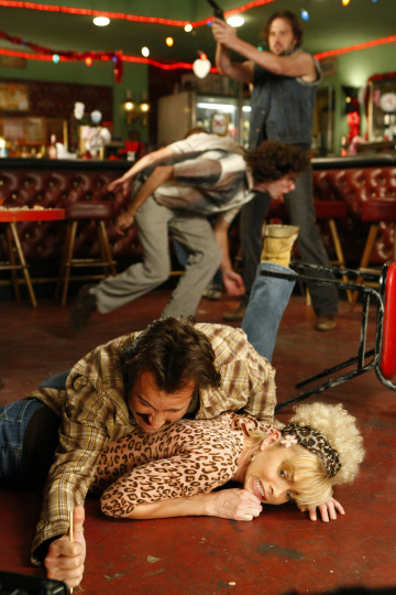 Still of Jason Lee and Jaime Pressly in Mano vardas Erlas (2005)