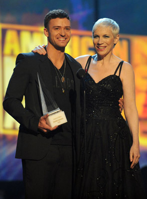 Annie Lennox and Justin Timberlake