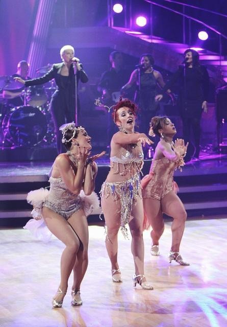 Still of Annie Lennox, Jamie Goodwin and Jillian Meyers in Dancing with the Stars (2005)