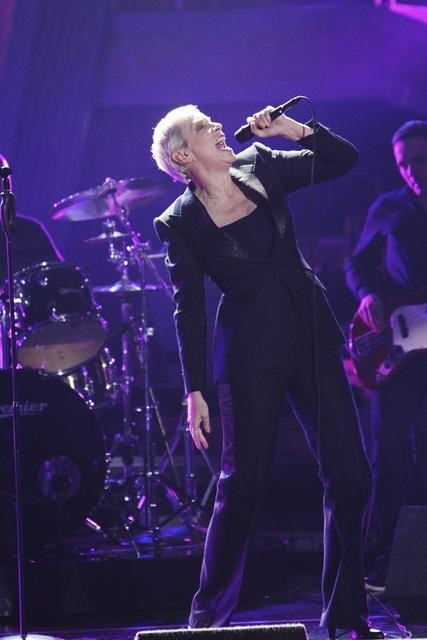 Still of Annie Lennox in Dancing with the Stars (2005)