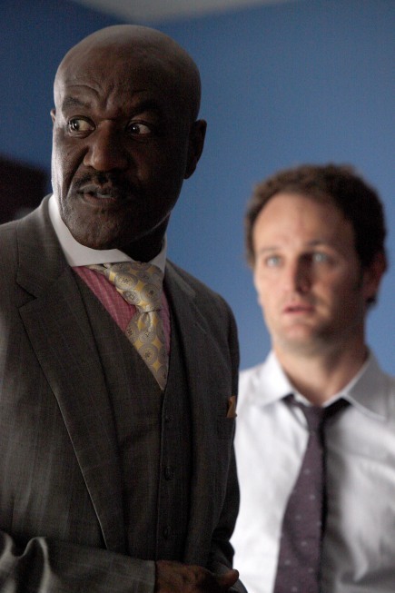 Still of Delroy Lindo and Jason Clarke in The Chicago Code (2011)