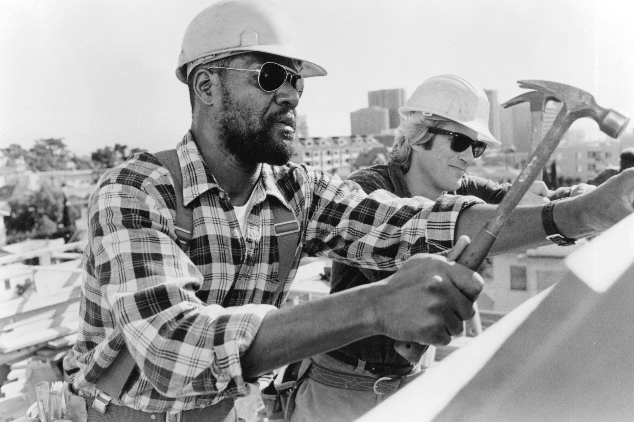 Still of Richard Gere and Delroy Lindo in Mr. Jones (1993)