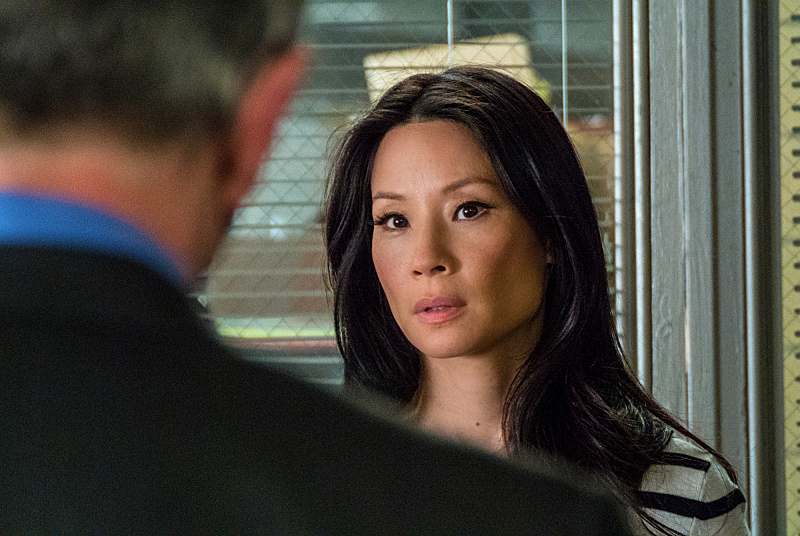 Still of Lucy Liu in Elementaru (2012)