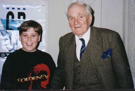 Jason M. Allentoff at age 14 meets Desmond Llewelyn at the GoldenEye Convention in 1995