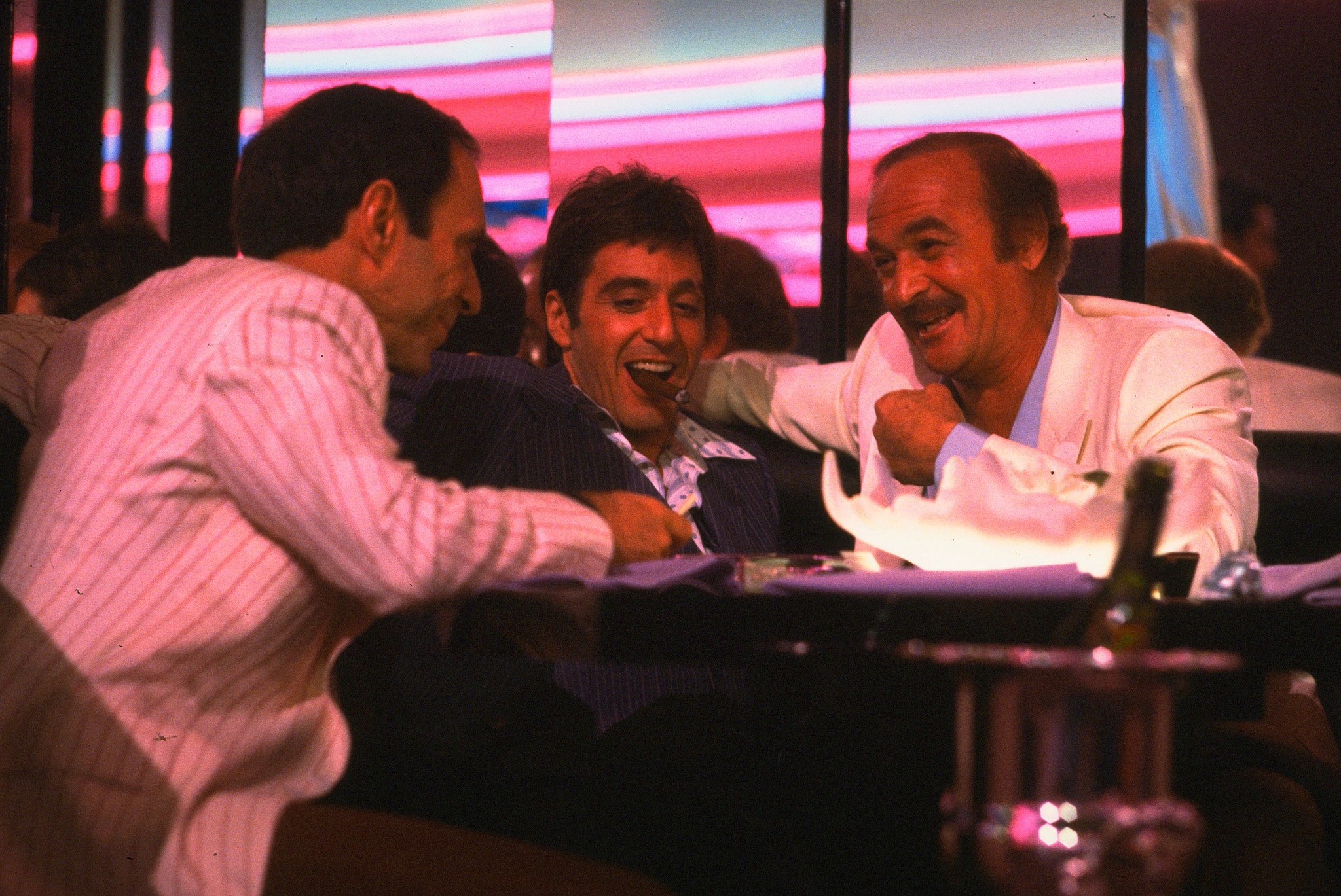 Still of Al Pacino, F. Murray Abraham and Robert Loggia in Scarface (1983)