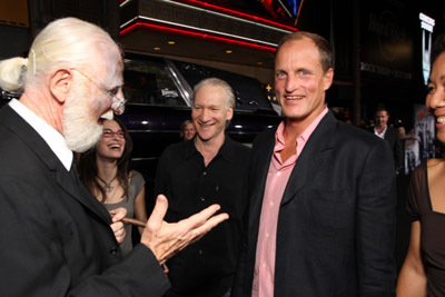 Woody Harrelson and Bill Maher at event of Zombiu zeme (2009)