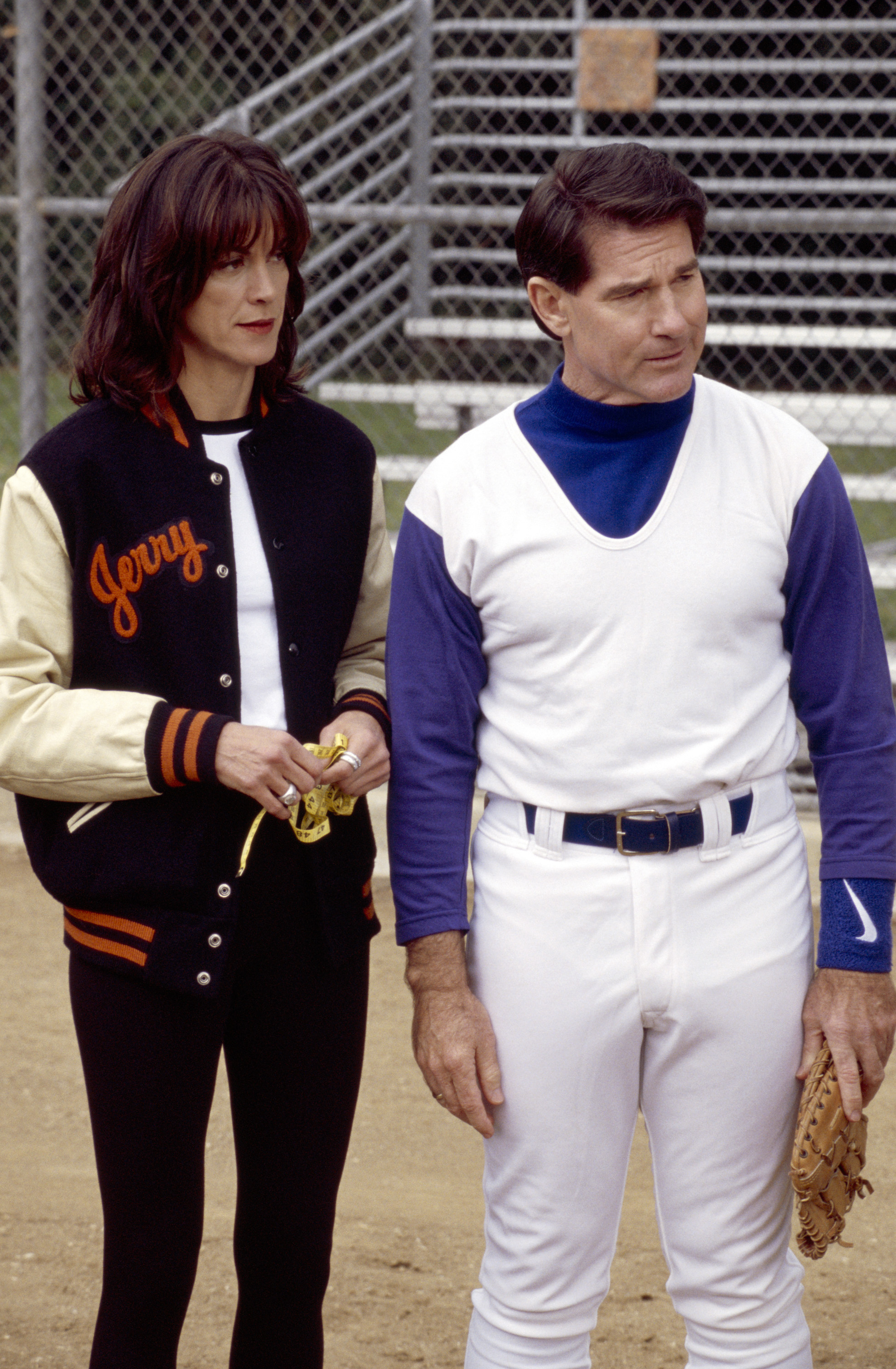 Still of Steve Garvey and Wendie Malick in Just Shoot Me! (1997)