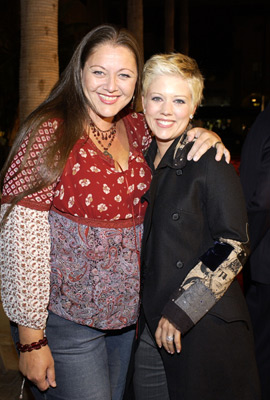 Camryn Manheim and Tammy Lynn Michaels at event of Melissa Etheridge: Live... and Alone (2002)