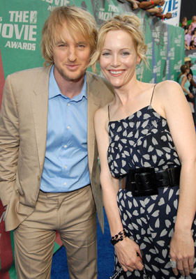 Leslie Mann and Owen Wilson at event of 2006 MTV Movie Awards (2006)