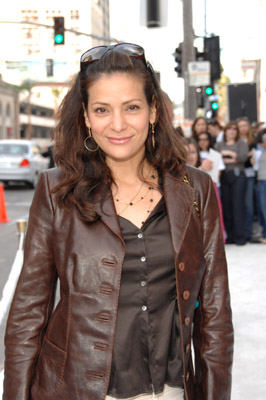 Constance Marie at event of Linksmos pedutes (2006)