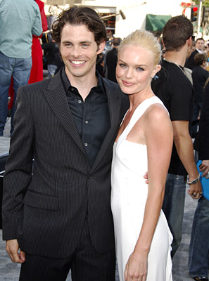 James Marsden and Kate Bosworth at event of Superman Returns (2006)