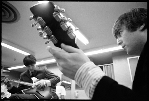Paul McCartney and John Lennon of the Beatles