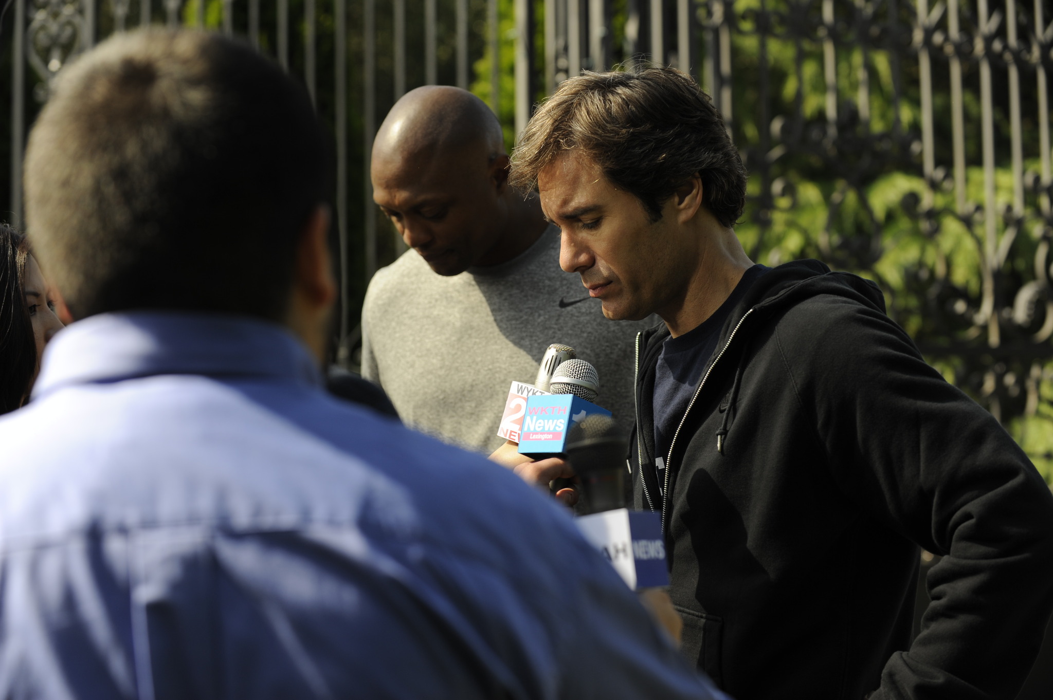 Still of Eric McCormack in Knife Fight (2012)