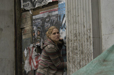 Still of Mary McCormack in Traffic (2004)