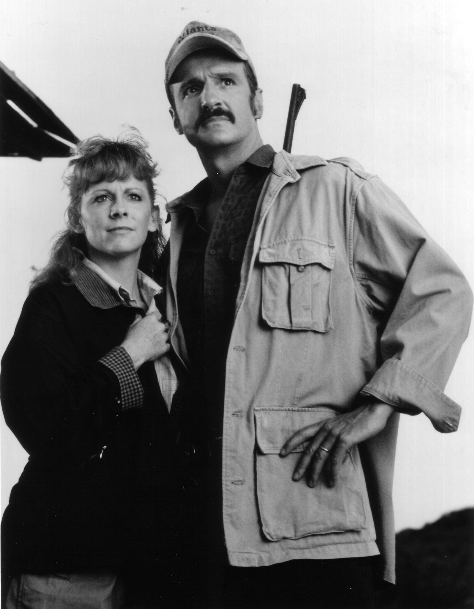 Still of Reba McEntire and Michael Gross in Tremors (1990)