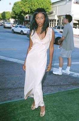 Trina McGee at event of The Replacements (2000)