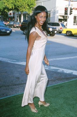 Trina McGee at event of The Replacements (2000)