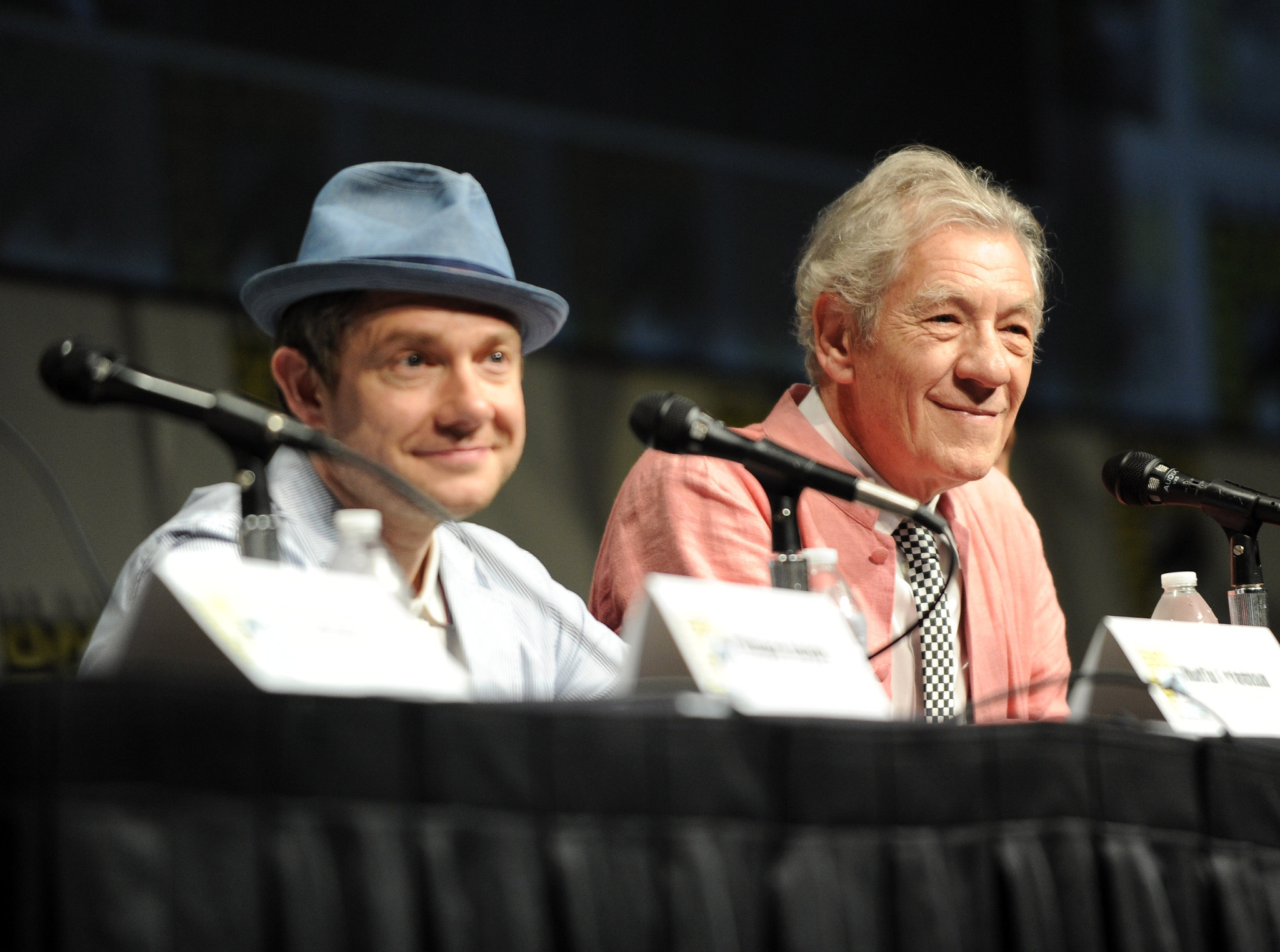 Ian McKellen and Martin Freeman at event of Hobitas: nelaukta kelione (2012)