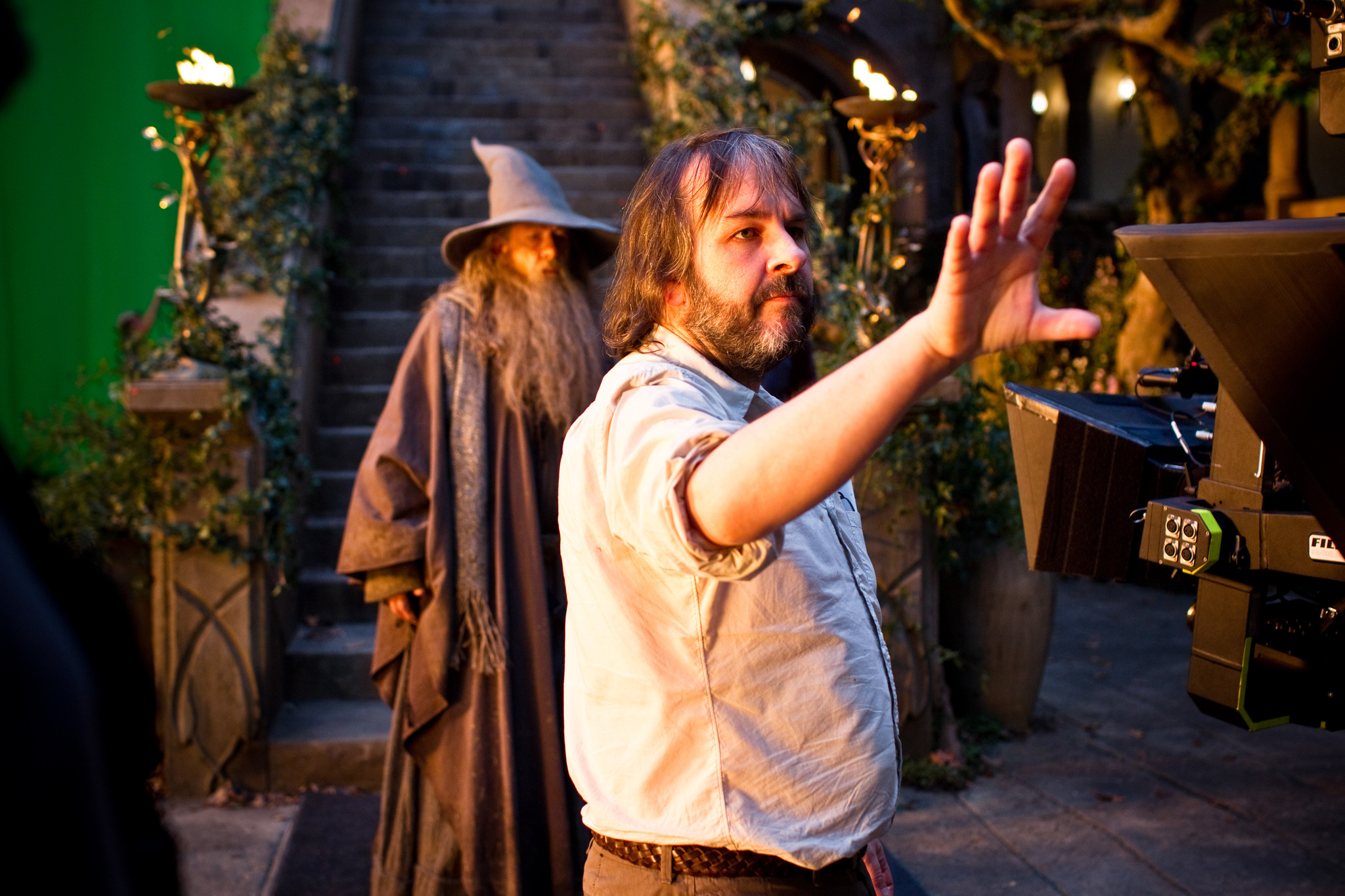 Still of Peter Jackson and Ian McKellen in Hobitas: nelaukta kelione (2012)