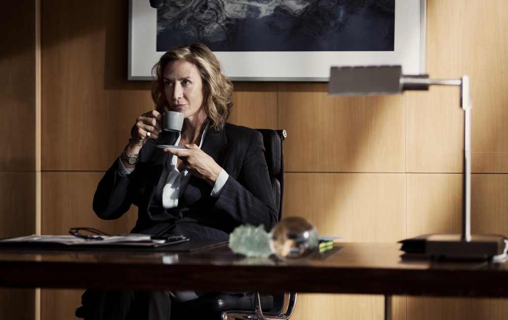 Still of Janet McTeer in The Honourable Woman (2014)