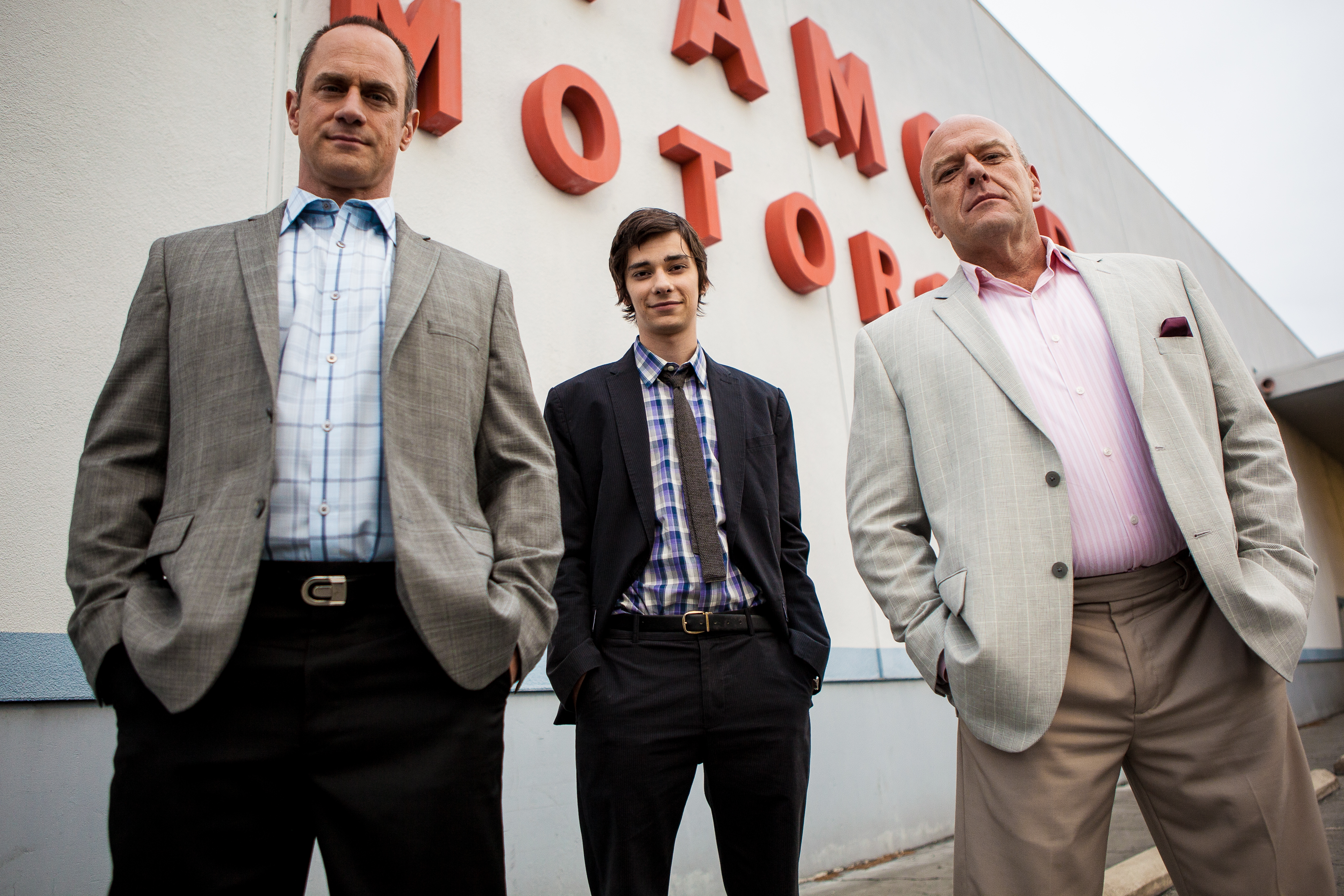 Still of Christopher Meloni, Dean Norris and Devon Bostick in Small Time (2014)