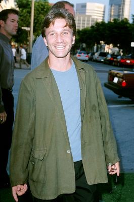 Breckin Meyer at event of The Replacements (2000)