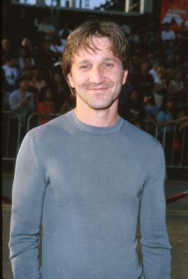 Breckin Meyer at event of Mission: Impossible II (2000)