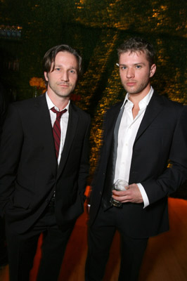 Ryan Phillippe and Breckin Meyer at event of The 79th Annual Academy Awards (2007)