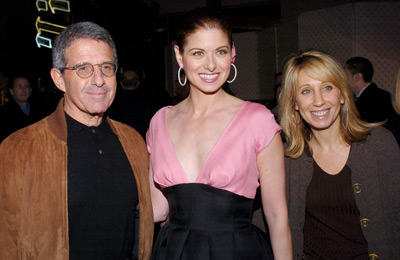 Debra Messing and Ron Meyer at event of The Wedding Date (2005)
