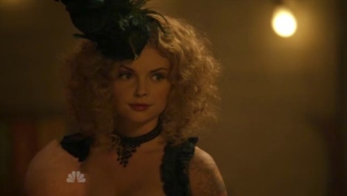 Izabella Miko as Raia in 