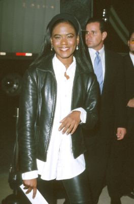 Tangi Miller at event of The Bachelor (1999)