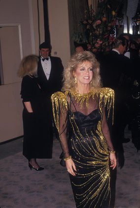 Donna Mills January 1988