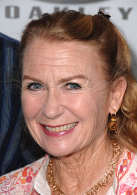 Juliet Mills at event of Resurrecting the Champ (2007)