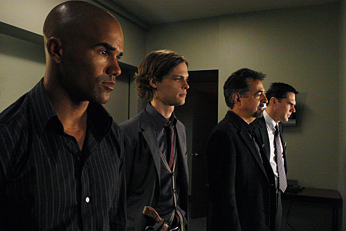 Still of Joe Mantegna, Thomas Gibson and Shemar Moore in Nusikalstami protai (2005)