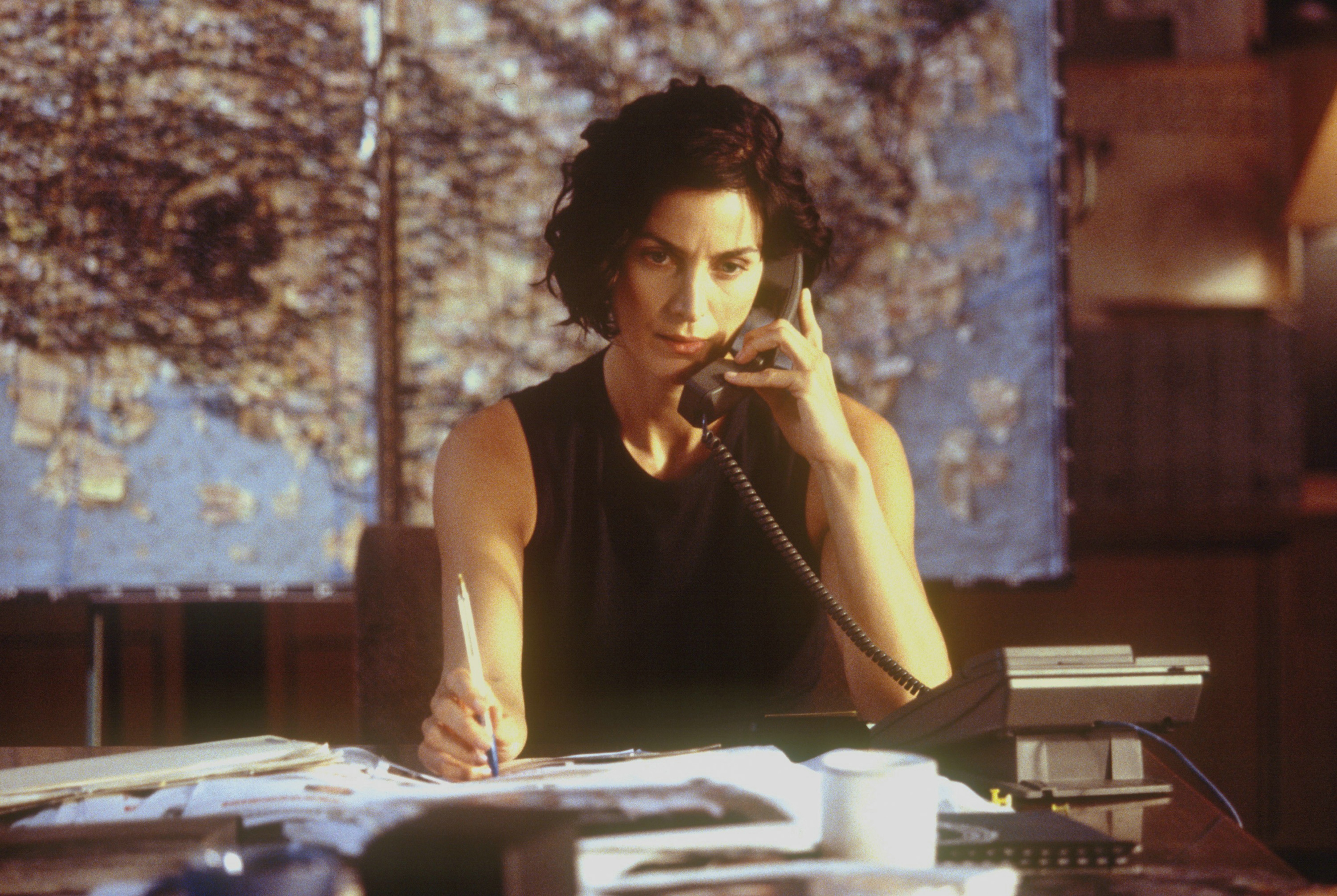 Still of Carrie-Anne Moss in Suspect Zero (2004)