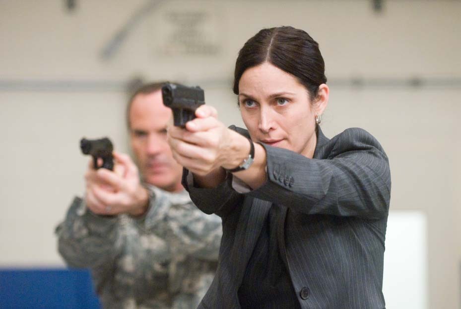 Still of Carrie-Anne Moss in Unthinkable (2010)