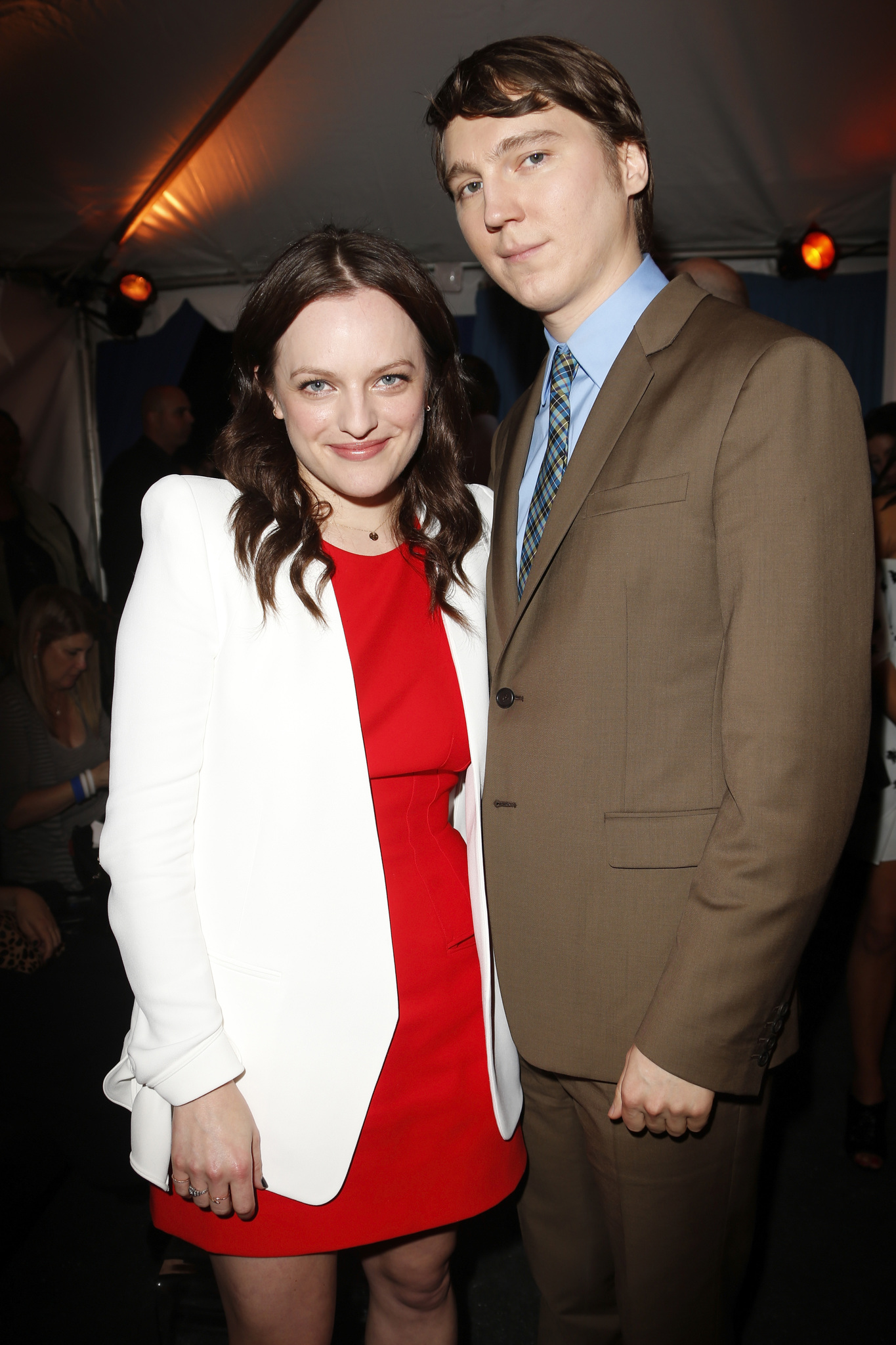 Elisabeth Moss and Paul Dano