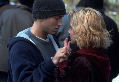 Still of Eminem and Brittany Murphy in 8 mylia (2002)