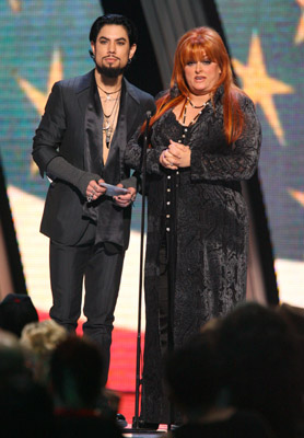 Dave Navarro and Wynonna Judd