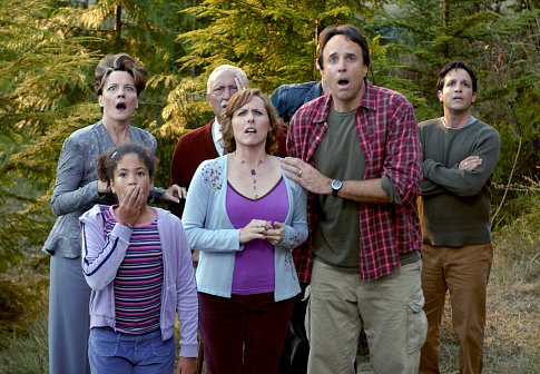 PATTI ALLAN, BRITTANY MOLDOWAN, GEORGE TOULIATOS, MOLLY SHANNON, KEVIN NEALON, and BENJAMIN RATNER (left to right)