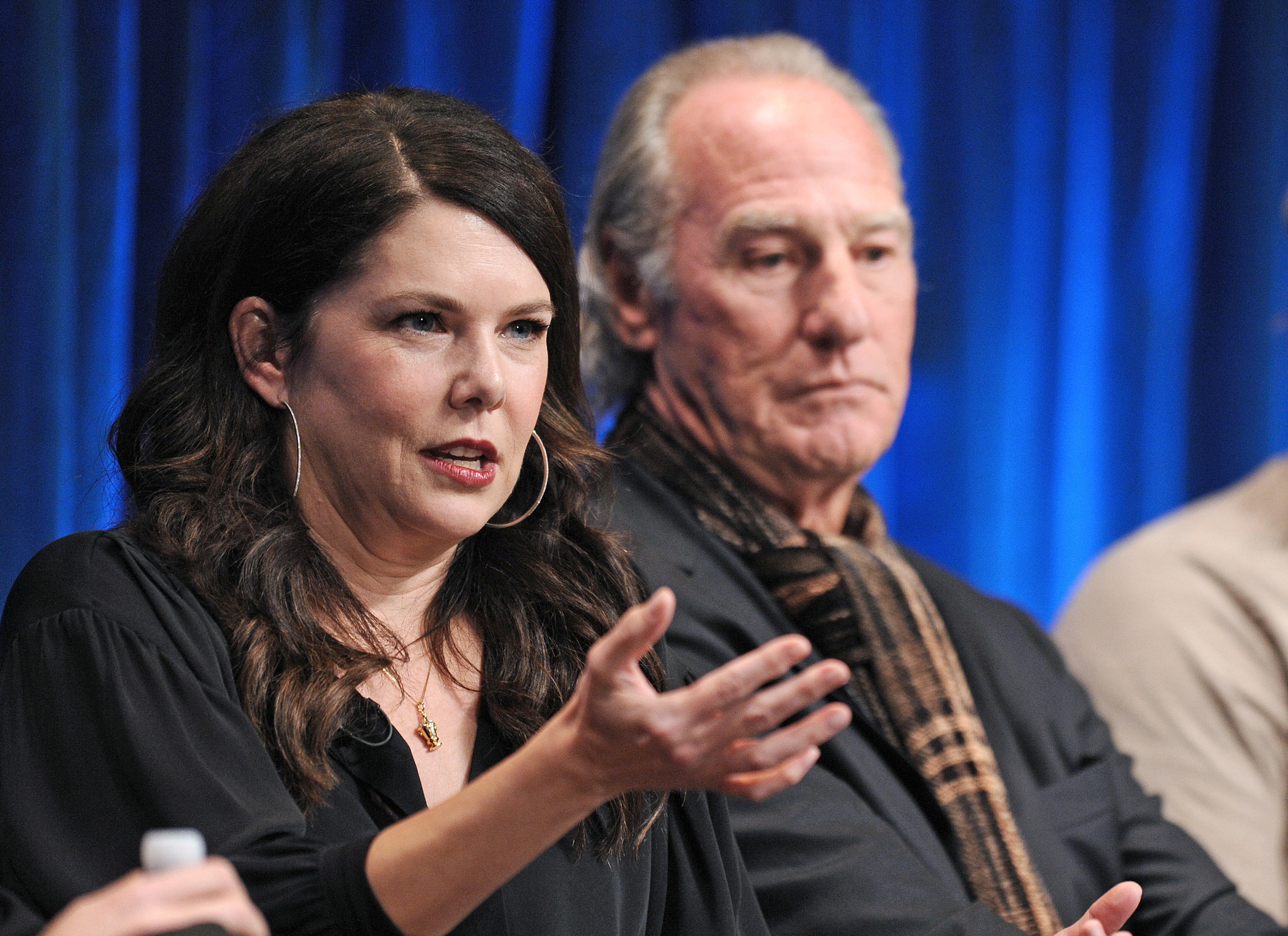 Craig T. Nelson and Lauren Graham at event of Parenthood (2010)