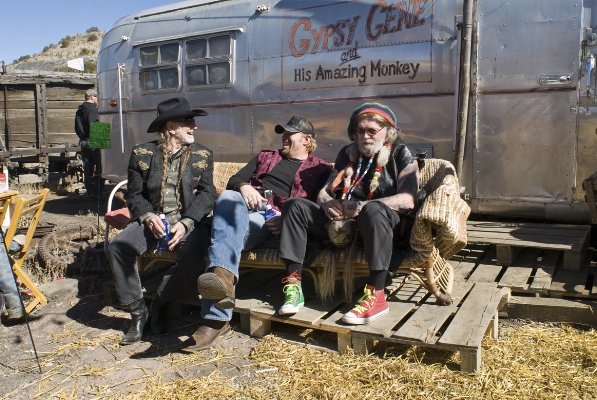 Still of Willie Nelson in Beer for My Horses (2008)