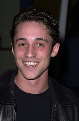 Thomas Ian Nicholas at event of Josie and the Pussycats (2001)