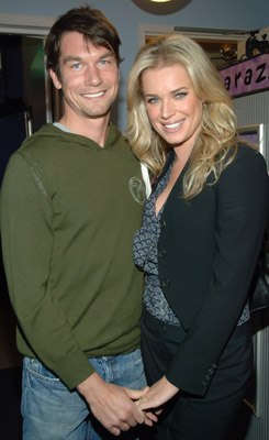 Jerry O'Connell and Rebecca Romijn at event of Total Request Live (1999)