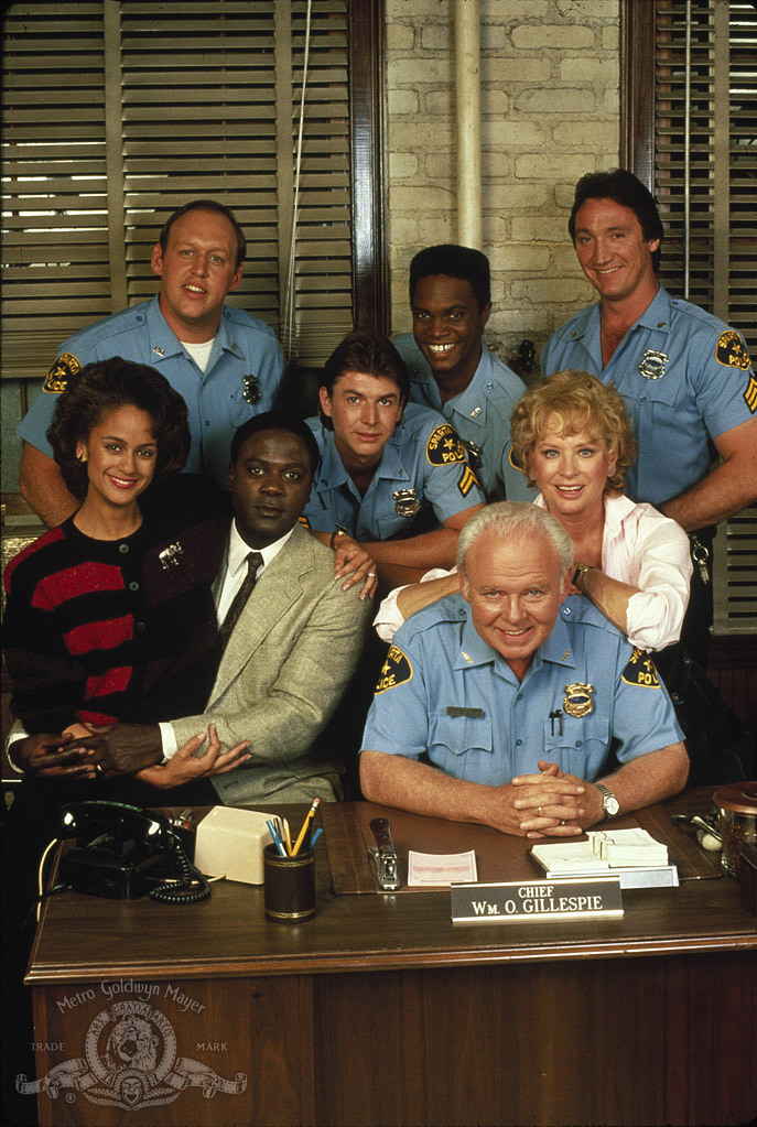 Still of Carroll O'Connor, Alan Autry, Anne-Marie Johnson and Howard E. Rollins Jr. in In the Heat of the Night (1988)