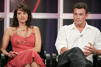 Brian Austin Green and Jacqueline Obradors at event of Freddie (2005)