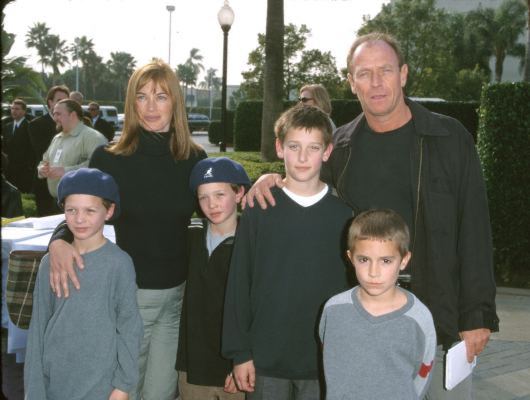 Corbin Bernsen and Amanda Pays at event of Snow Day (2000)